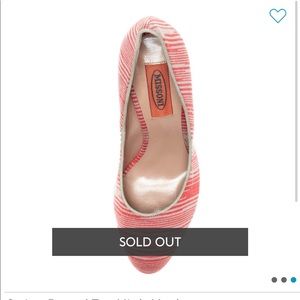 NEVER WORN MISSONI HEELS